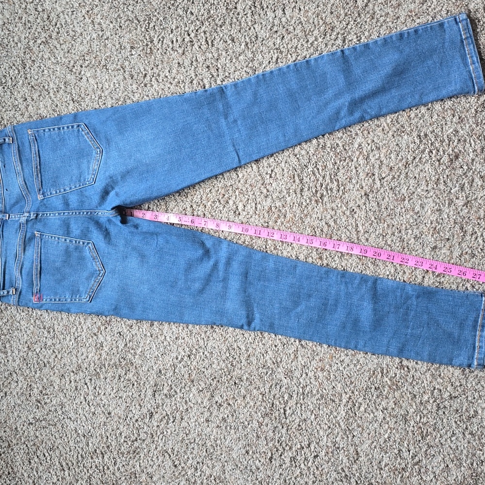 BDG Urban Outfitters Twig Mid Rise Jeans Split Hem Blue Denim Size 26 - Picture 6 of 7